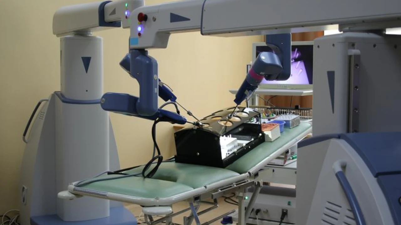 Robot-assisted surgery 