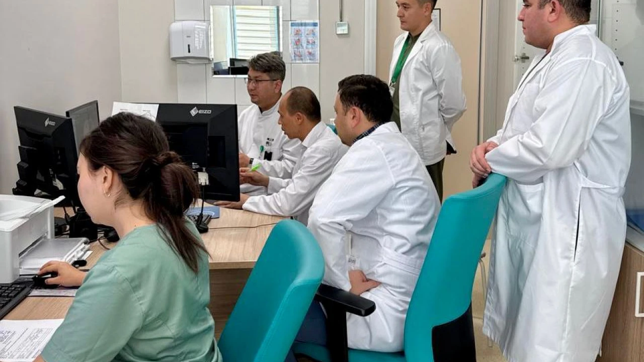 At the Nuclear Medicine Center of the Medical Center Hospital of the President’s Affairs Administration of the Republic of Kazakhstan, doctors from Uzbekistan are undergoing training – confirmation of its high international standing. 