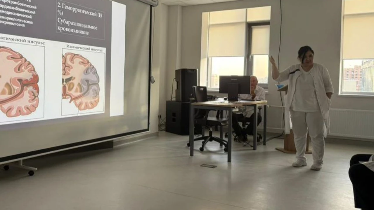 В ШКОЛЕ ИНСУЛЬТА ОБСУДИЛИ ВОПРОСЫ ПЕРВИЧНОЙ, ВТОРИЧНОЙ  ПРОФИЛАКТИКА ИНСУЛЬТА, ОСНОВНЫЕ ПОДХОДЫ НЕЙРОРЕАБИЛИТАЦИИ ПРИ АФАТИЧЕСКИХ НАРУШЕНИЯХ» 