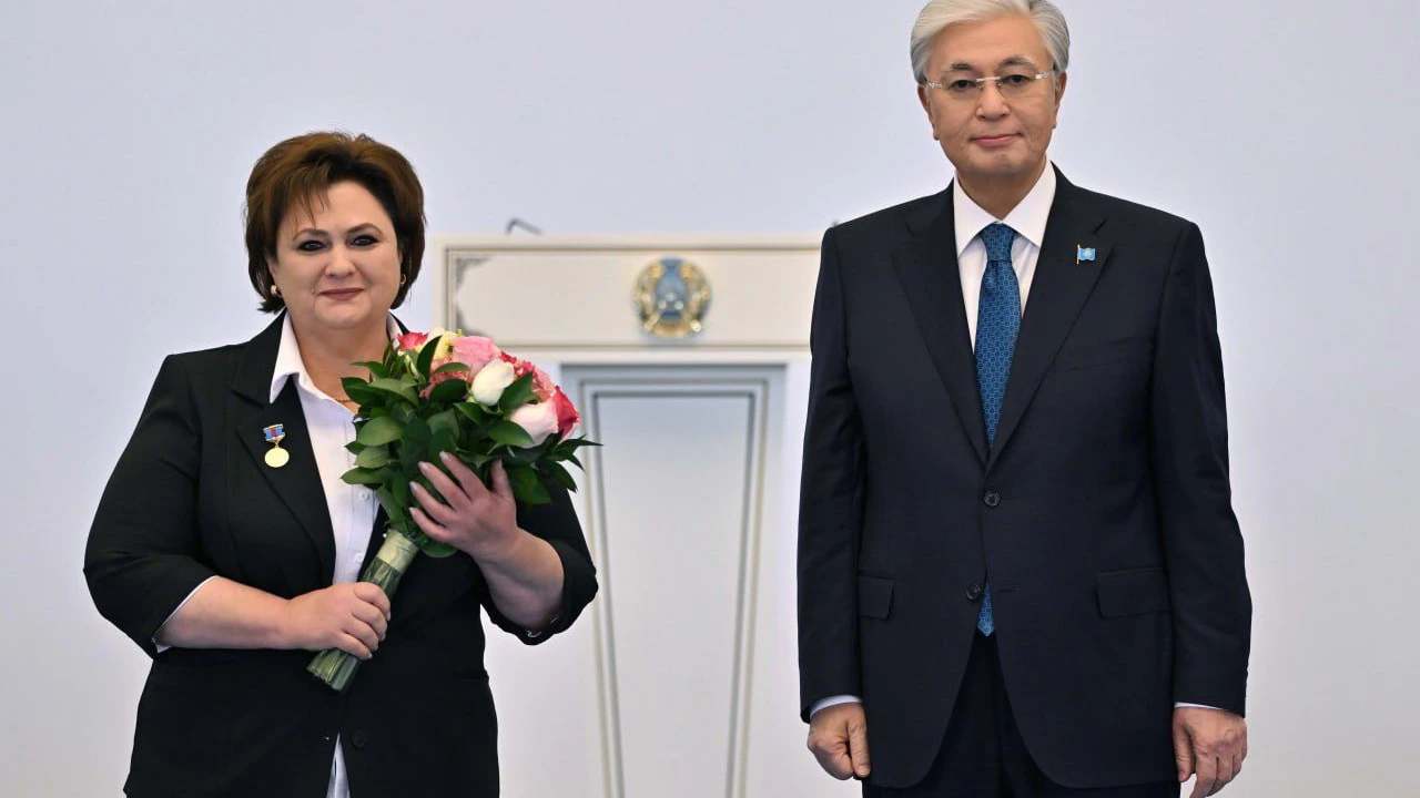 Высокие награды ко Дню Республики получили сотрудники Больницы МЦ УДП РК