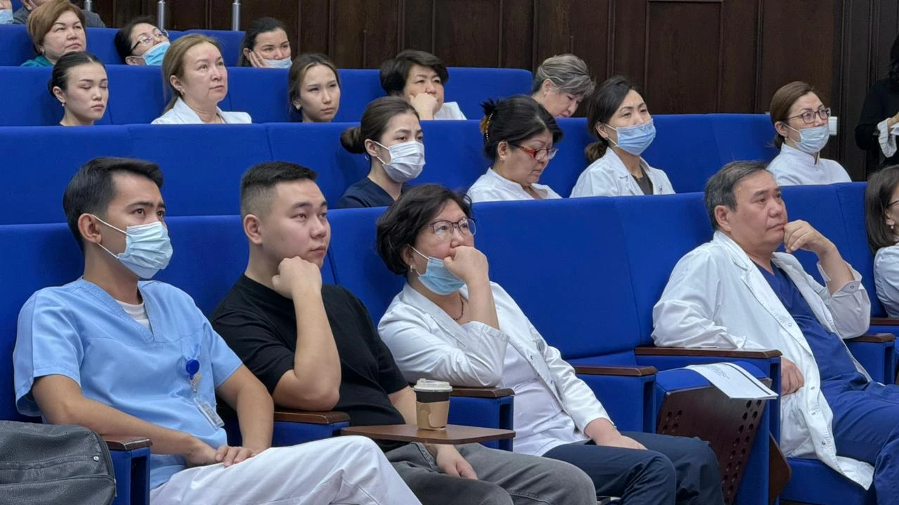 New Employees of the Medical Center Hospital of the President’s Affairs Administration of the Republic of Kazakhstan Attended an introductory meeting 