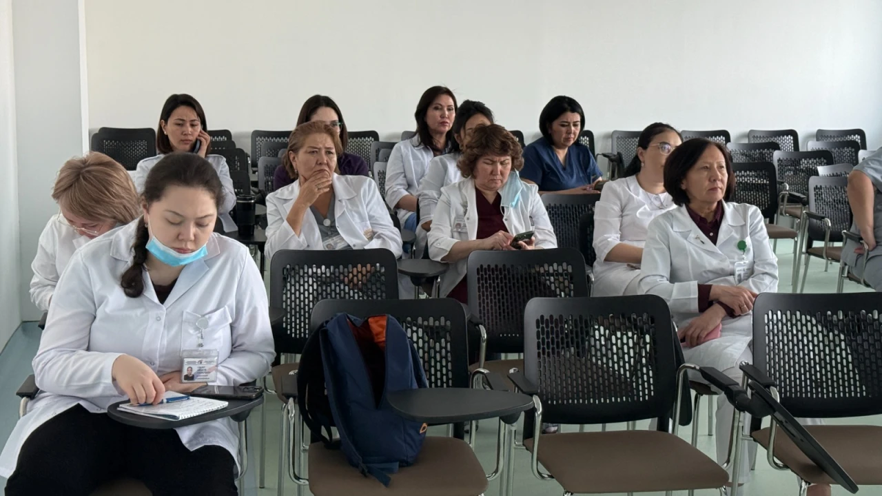 Гематологиядағы заманауи тәсілдер бойынша ҚР ПІБ МО ауруханасында шетелдік маманның шеберлік сабағы өтті 