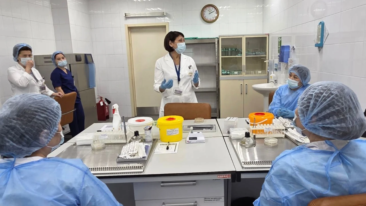 МОА-да бактериолог дәрігерлерге арналған антибиотикке төзімділікті бақылау бойынша шеберлік сабағы өтті 