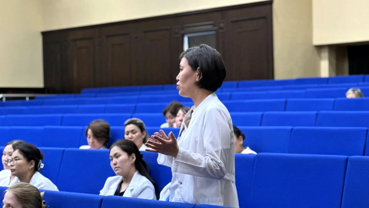 Медициналық орталық ауруханасында дәрі-дәрмекті дұрыс қолдану мәдениетін қалыптастыру мәселелері талқыланды 